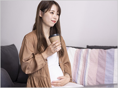 妊婦のコーヒー摂取は胎児の発育に影響する